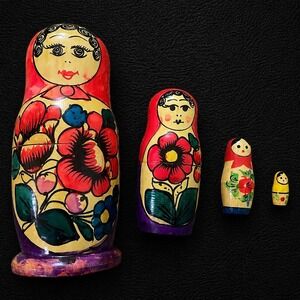 Vintage Russian Nesting Dolls Matryoshka Hand Painted Wood Set of 4 Floral 7in